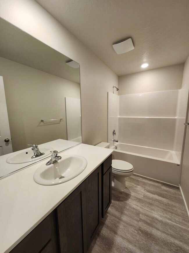 Building Photo - Move-In Special: $500 off- Brand New Const...