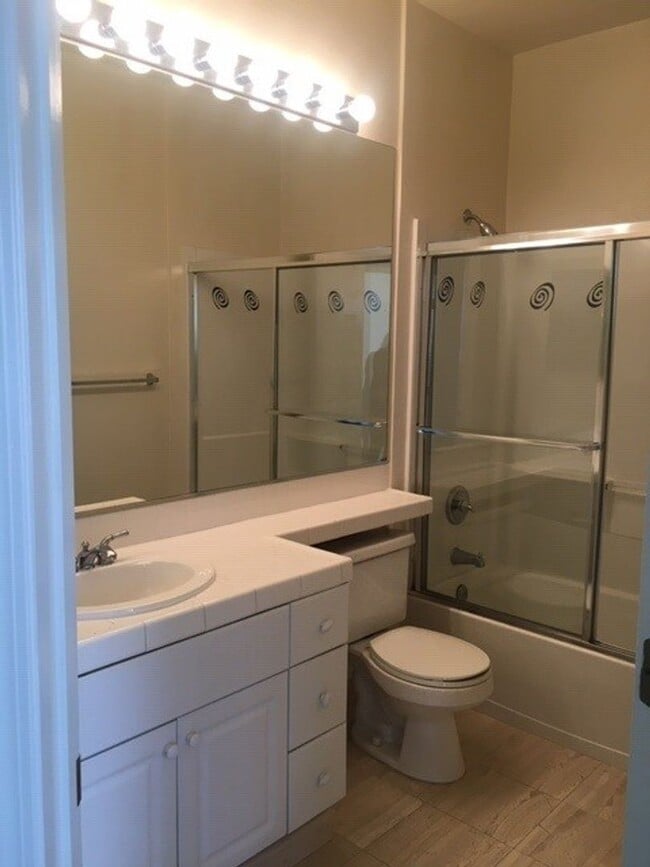 Building Photo - 3 Bedroom 2.5 Home in Whisman Station