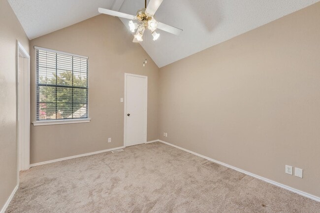 Building Photo - 209 Cimarron Trail