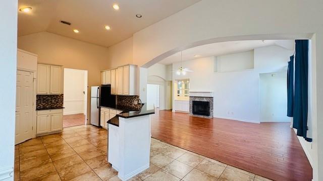 Building Photo - 17712 River Chase Dr