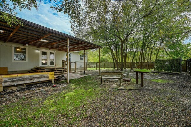 Building Photo - 1619 J J Seabrook Dr