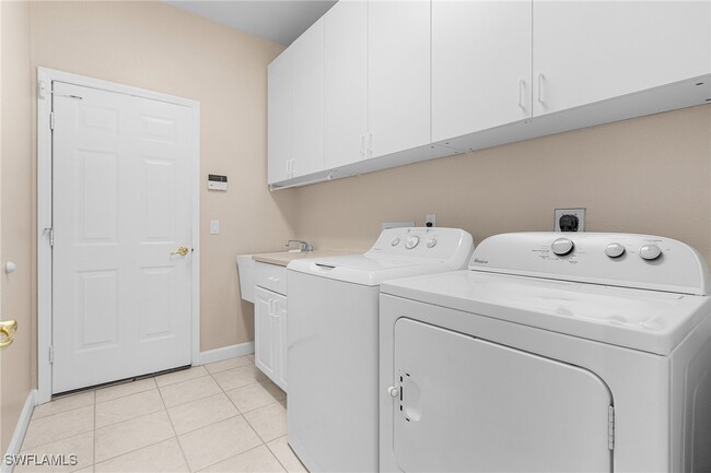 Building Photo - 14005 Shimmering Lake Ct