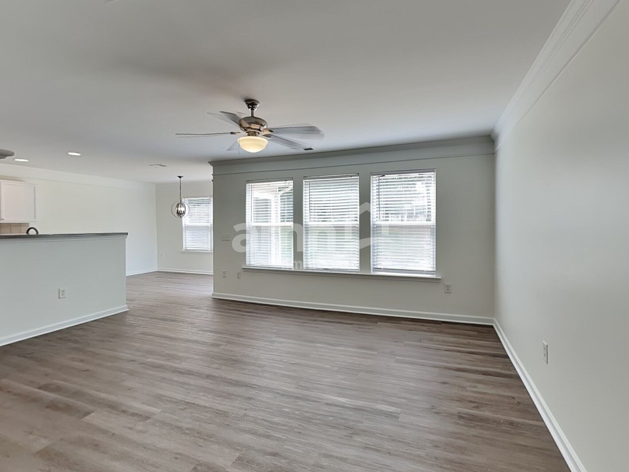 Building Photo - 402 Annaberg Ln