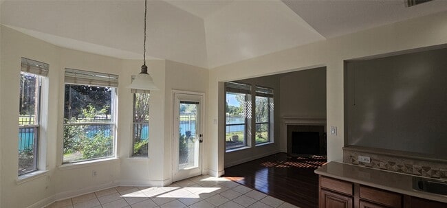 Building Photo - 6926 Sable River Dr