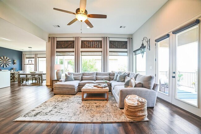 Building Photo - 2302 Arroyo Grande