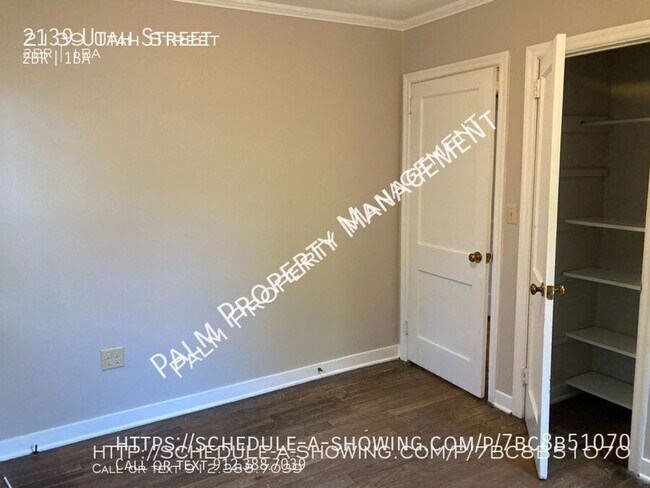 Building Photo - 2139 Utah St