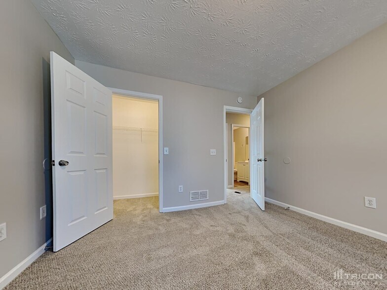 Building Photo - 703 Morgans Ridge Dr