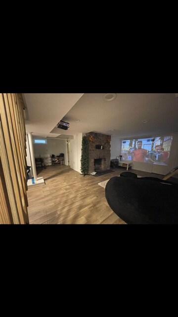 Building Photo - 25 N Doughty Ave