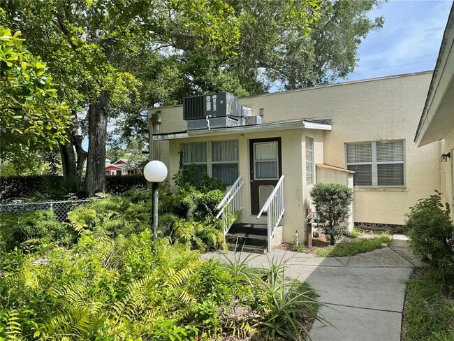 Building Photo - 410 N Orange Ave