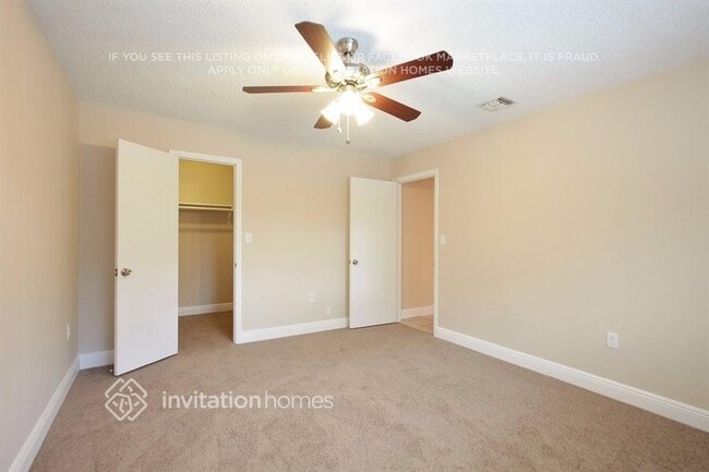 Building Photo - 10821 NW 33rd St