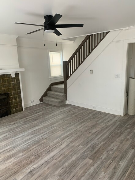 Living Room - 212 N 3rd St
