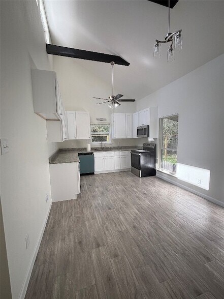 Building Photo - 18746 Mink Lake Dr