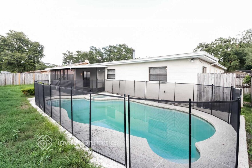 Building Photo - 11206 Wheeling Dr
