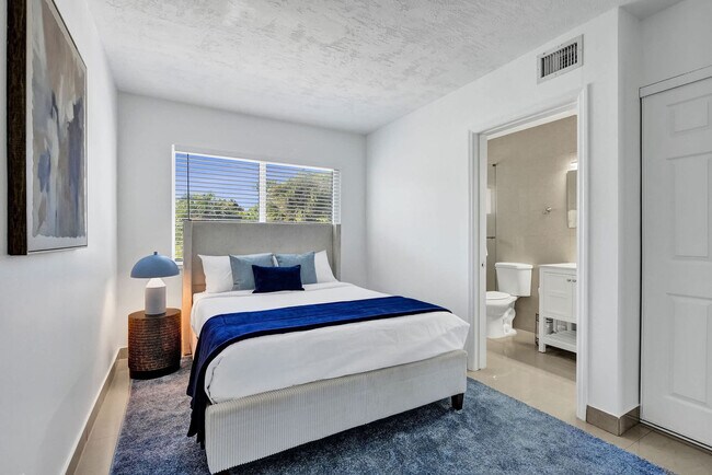 Building Photo - 905 N Federal Hwy