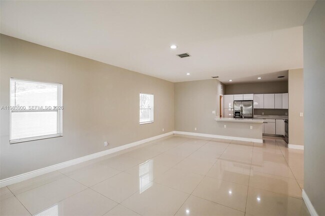 Building Photo - 2835 NW 14th St