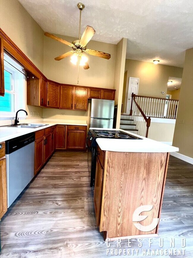 Building Photo - Waterview 3BR 2Bath Off Ramsey Street