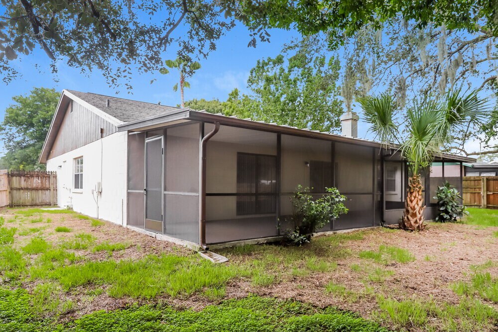 Building Photo - 747 Climate Dr