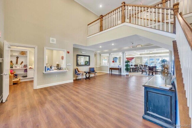 Building Photo - 3 Meadows Ln