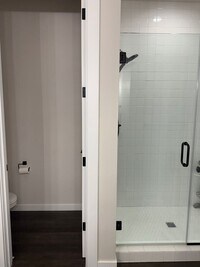 Building Photo - Beautiful Home with lots of upgrades.... A...