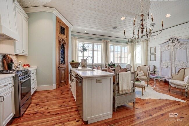 Building Photo - 4 Downtown Founders Ln