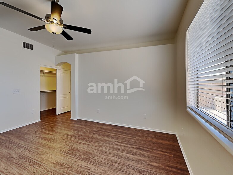 Building Photo - 10466 S Drifter Ranch Pl