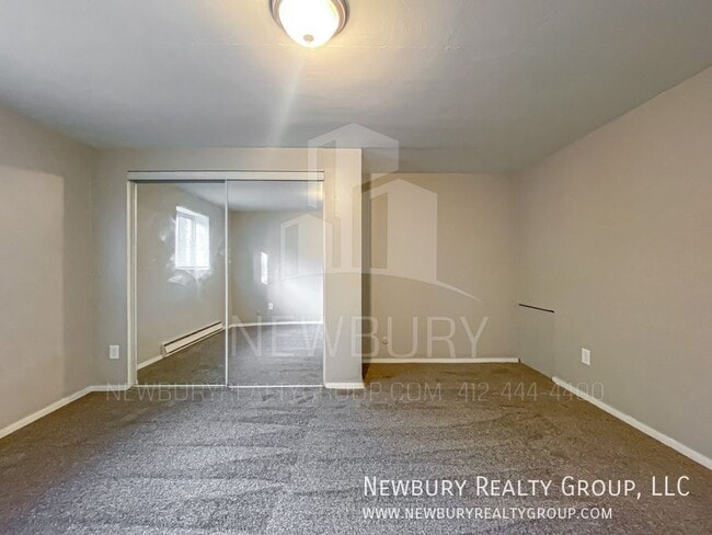 Building Photo - 1459 Poplar St