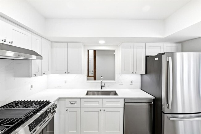 Building Photo - 6202 Laurel Valley Dr