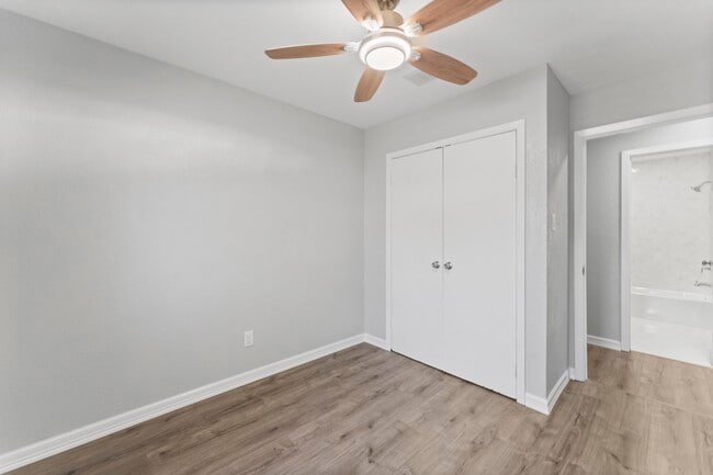 Building Photo - 4907 Tealgate Dr