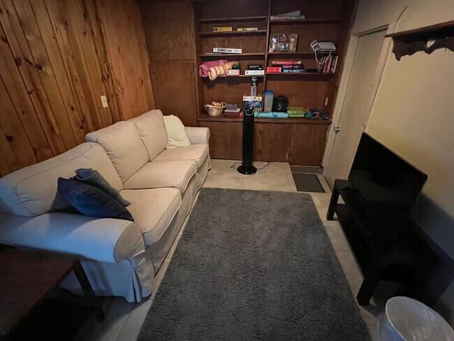 Building Photo - 2957 Autumn Dr