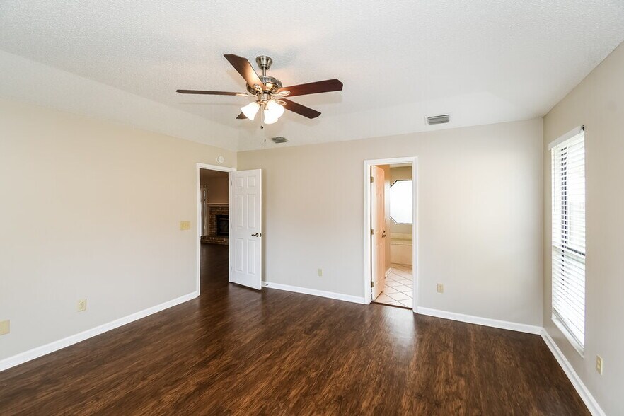 Building Photo - 4510 Austrian Ct