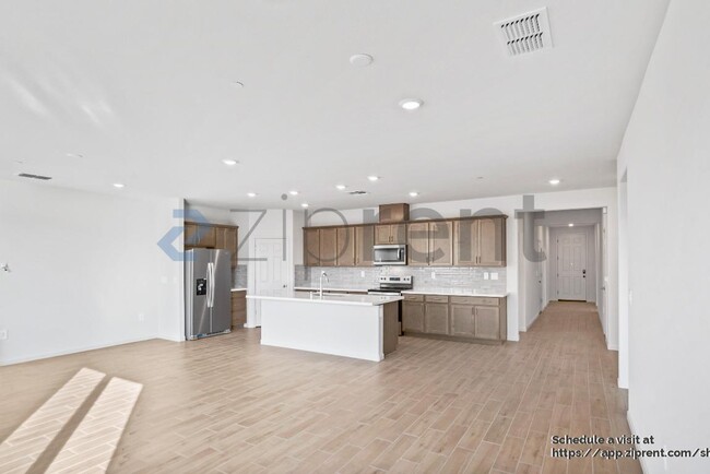 Building Photo - 1797 Eagle River Ave