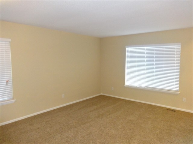 Building Photo - 5089 Morning Glory Pl