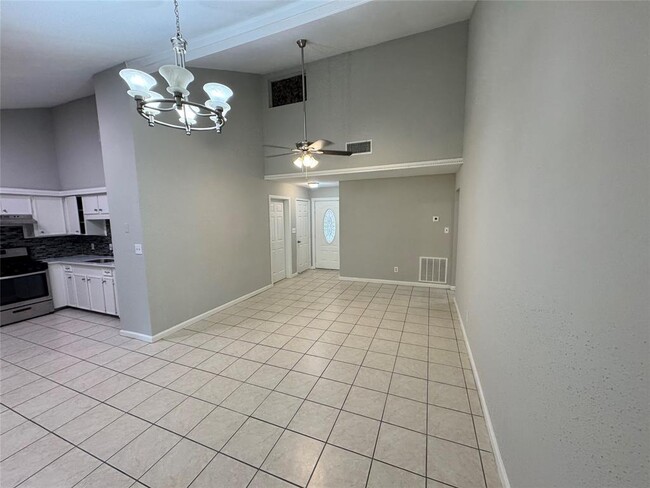 Building Photo - 4906 Caranchua Reef Dr