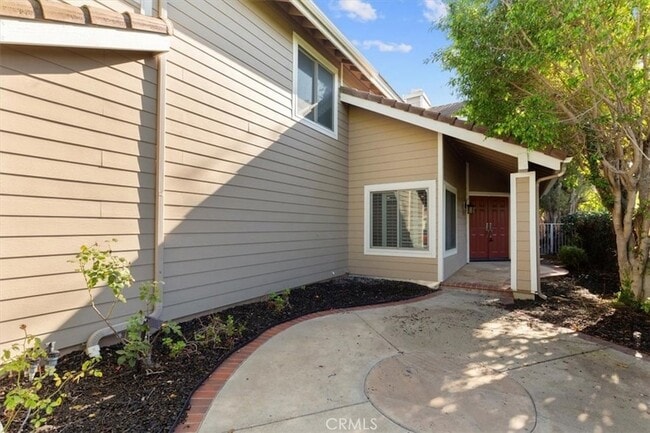 Building Photo - 27342 Capricho