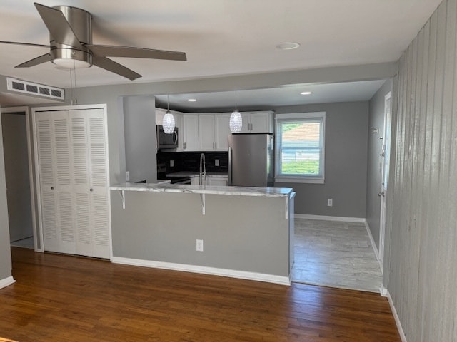 Building Photo - 2431 Shadowood Dr