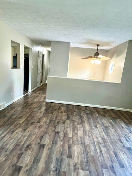 Building Photo - 3313 Tisdale Dr