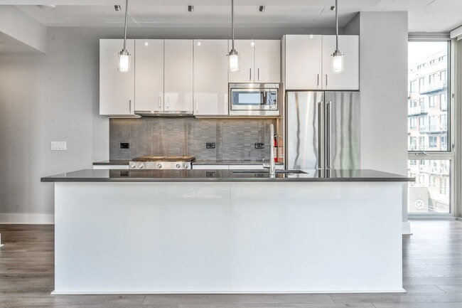 Building Photo - 88 V St SW