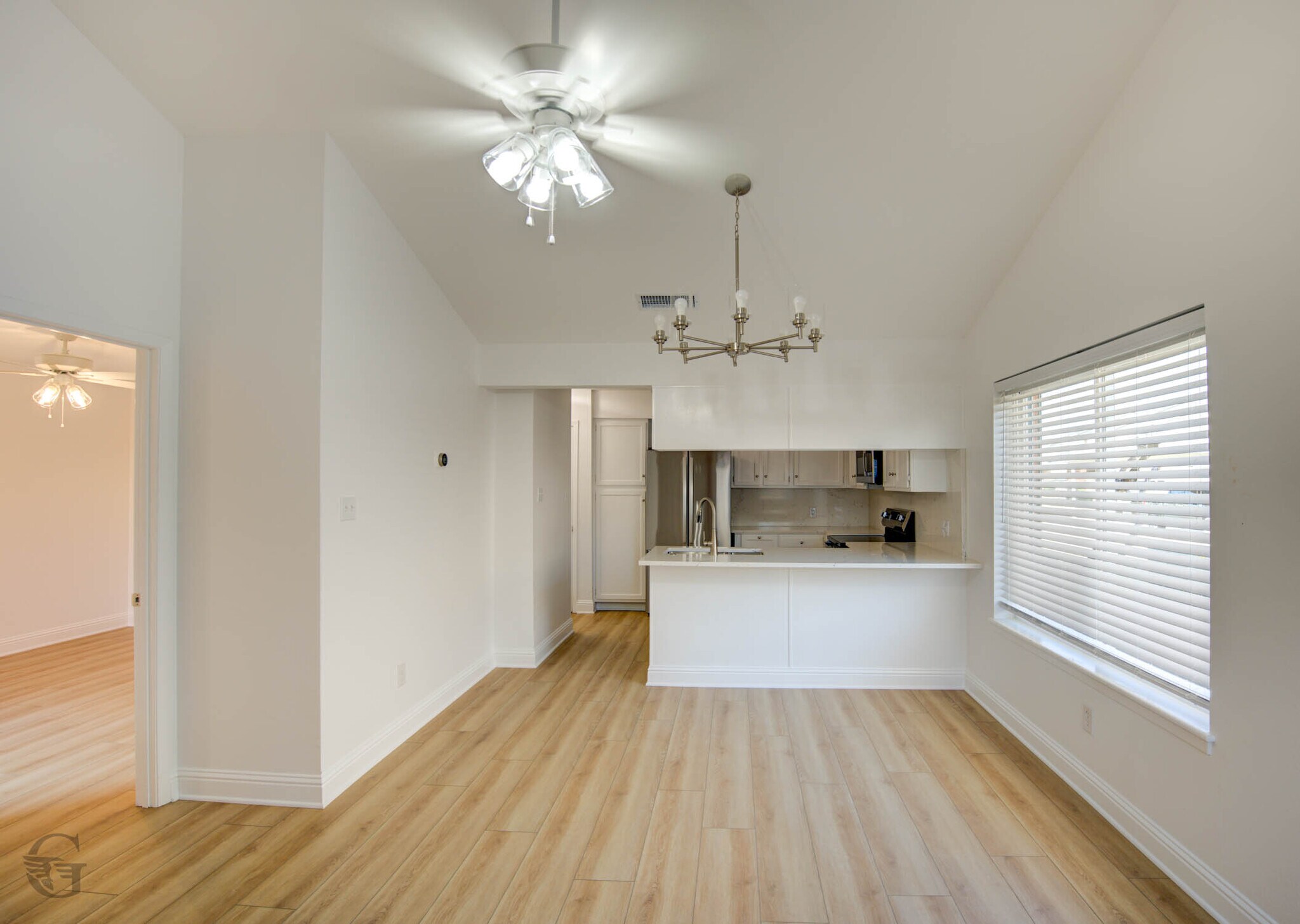 Building Photo - 3636 Greenacres Place Dr