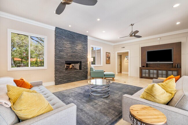Building Photo - 74085 Mockingbird Trail