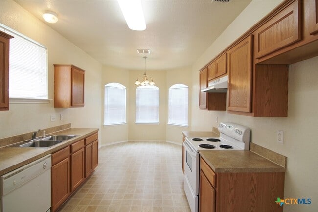Building Photo - 341 Placid Meadow