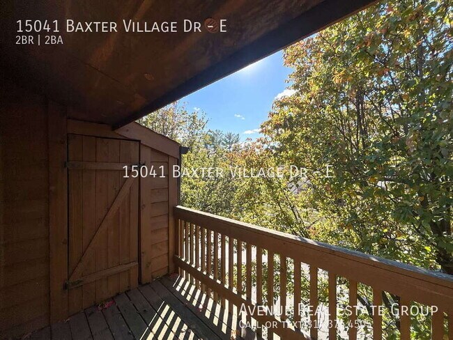 Building Photo - 15041 Baxter Village Dr