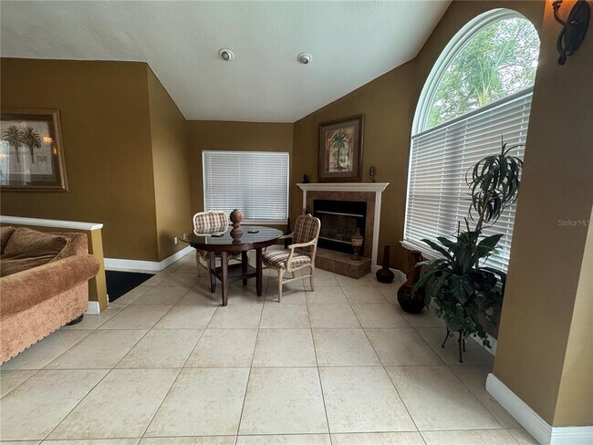 Building Photo - 2549 Grassy Point Dr