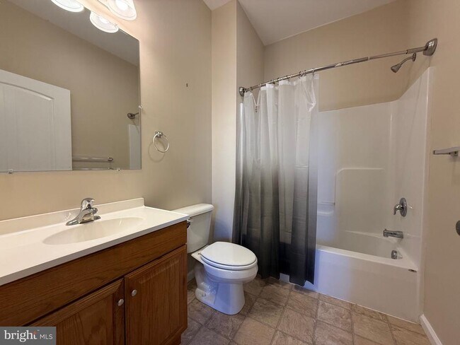 Building Photo - 2 S 3rd St