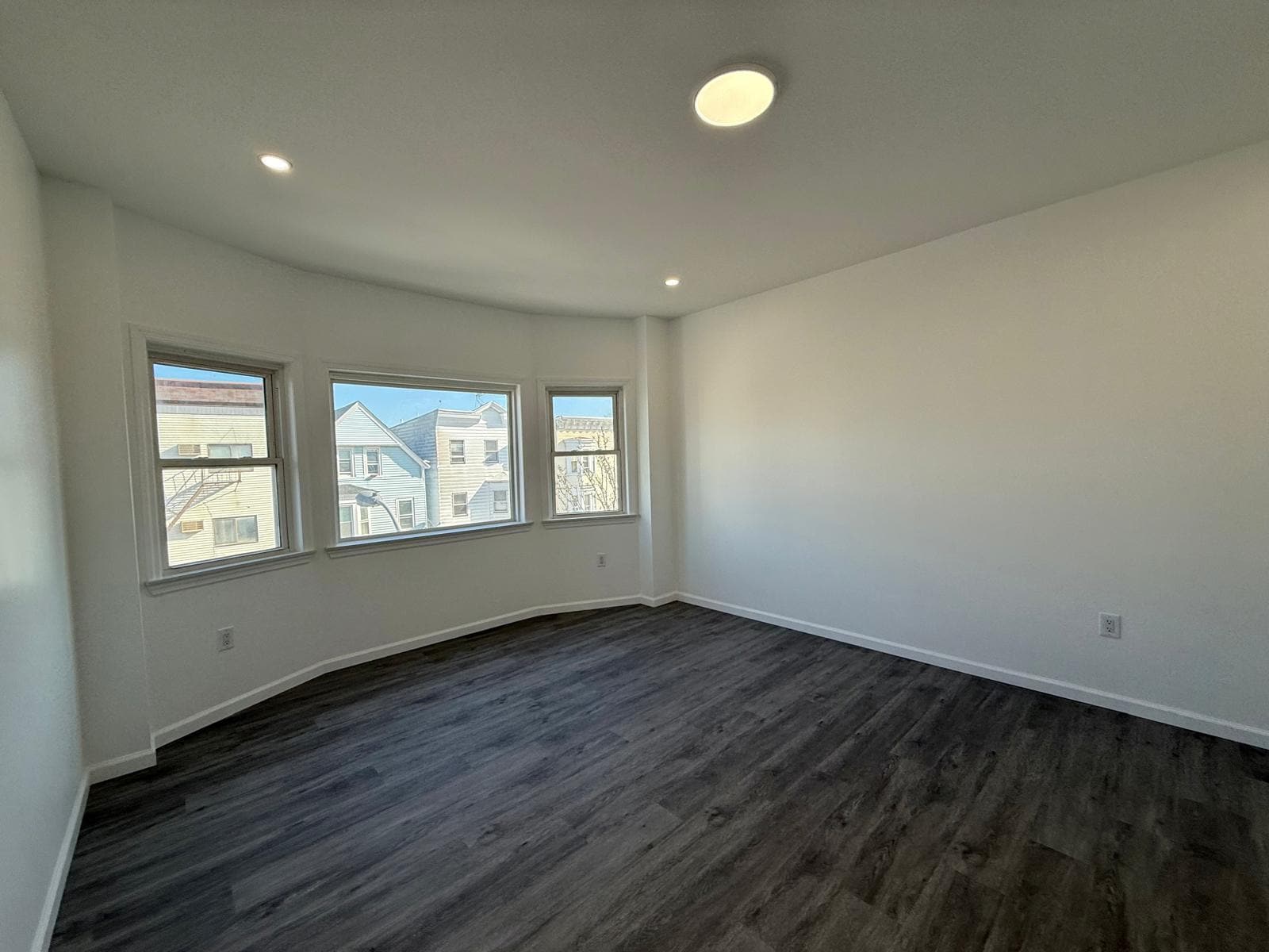 Building Photo - 17 Kearny Ave