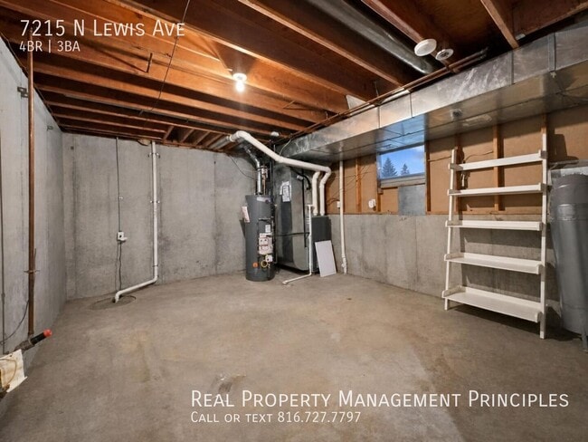 Building Photo - 7215 N Lewis Ave