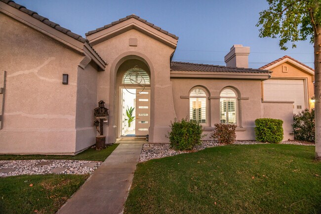 Primary Photo - 48806 Barrymore St