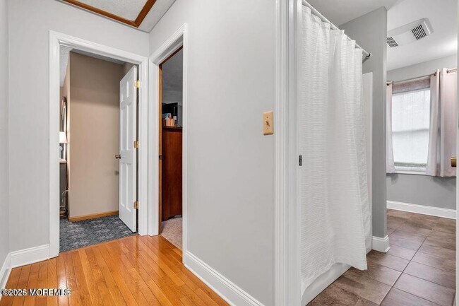 Building Photo - 1923 Whitesville Rd