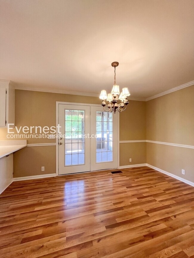 Building Photo - 1203 Countryside Dr