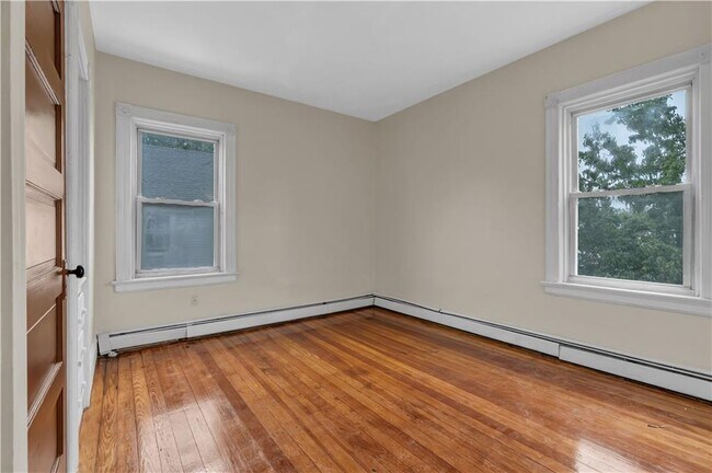 Building Photo - 284 Massachusetts Ave