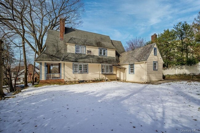 Building Photo - 8 Ridgecrest W